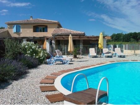 location gite Suze la rousse
