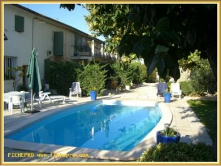 location gite Cabannes (provence)