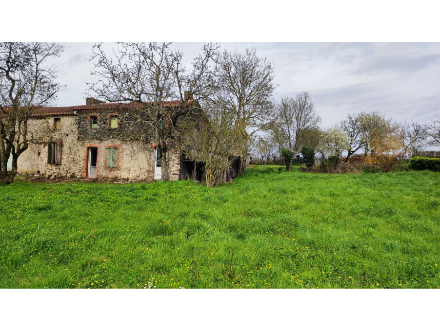 Achète Maison Les herbiers 100 m² 69875€