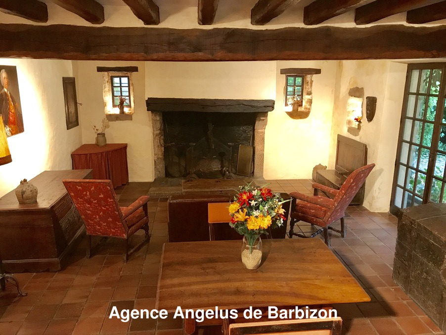 Vends Maison avec garage 6 pièces Fontainebleau 158 m² 649000€ Vends Maison avec garage 6 pièces Fontainebleau 158 m² 649000€