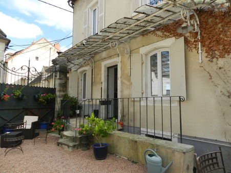 vente maison St amand montrond  153 500€