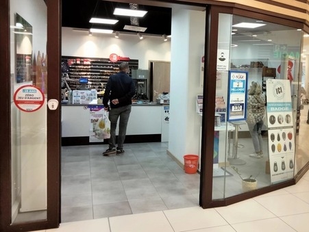 vente local NICE  254 000€