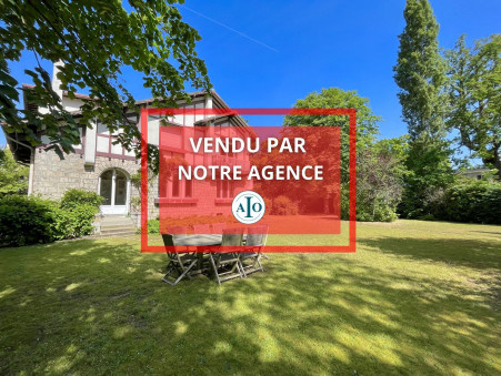 vente maison LE VESINET 2 080 000€