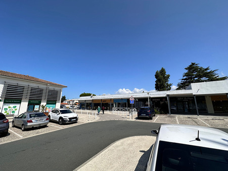 vente local La rochelle  137 800€