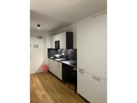 location appartement PARIS 10EME ARRONDISSEMENT  690€