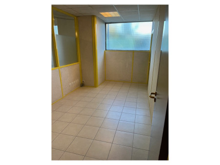 location professionnel VILLE LA GRAND  499€