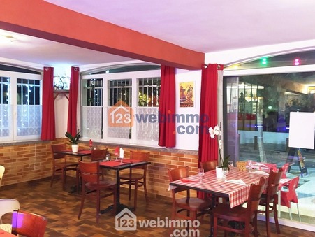 vente local STES MARIES DE LA MER  249 300€
