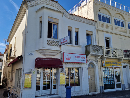 vente local Le Grau-du-Roi  540 000€