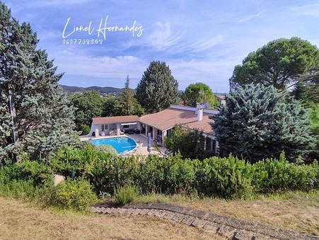 vente maison Saint privat des vieux  696 000€