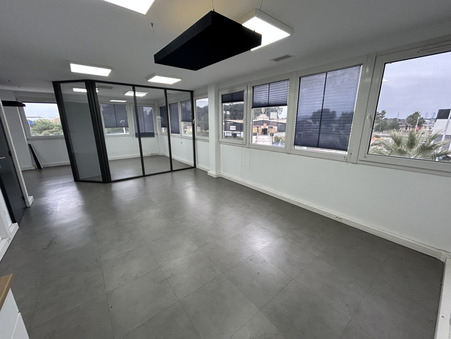 location local Saint-Jean-de-Védas  727€