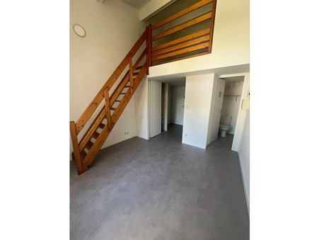 location appartement Saintes  490€