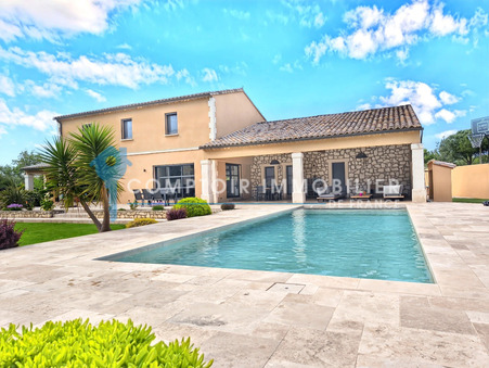 vente maison Tarascon  884 000€