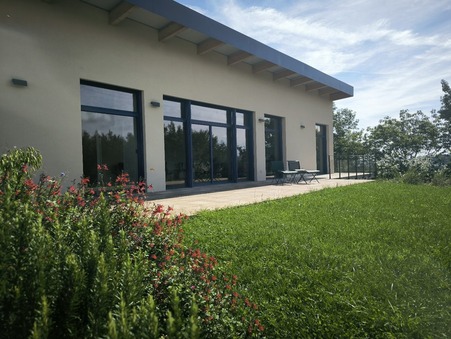 vente maison Bezac  395 000€
