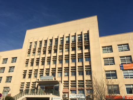 location professionnel Béziers 2 037€