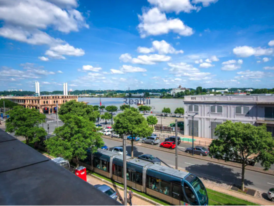 Vente Local Bordeaux 2 150 000 €