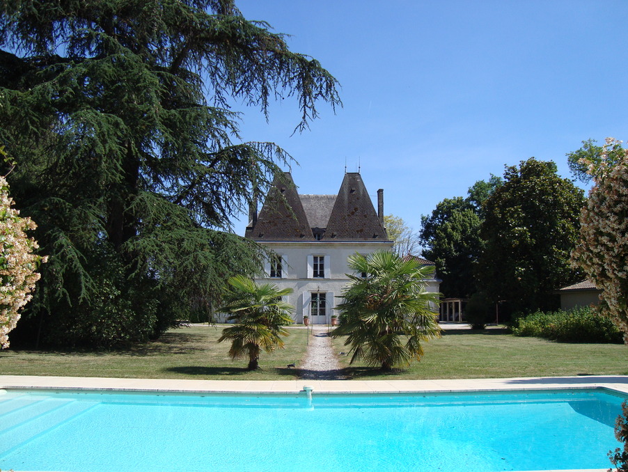 Vente Chateau Pineuilh  808 800 €