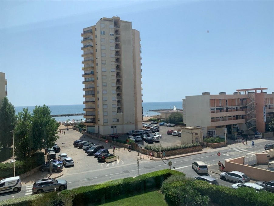 Location Appartement VALRAS PLAGE  380 €