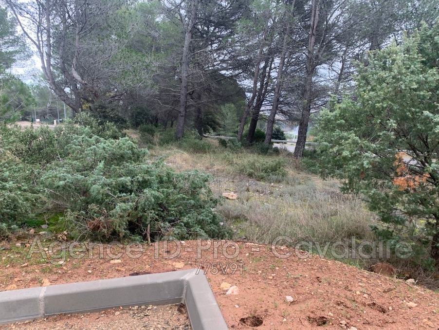 Vente Terrain Salernes 74 840 €