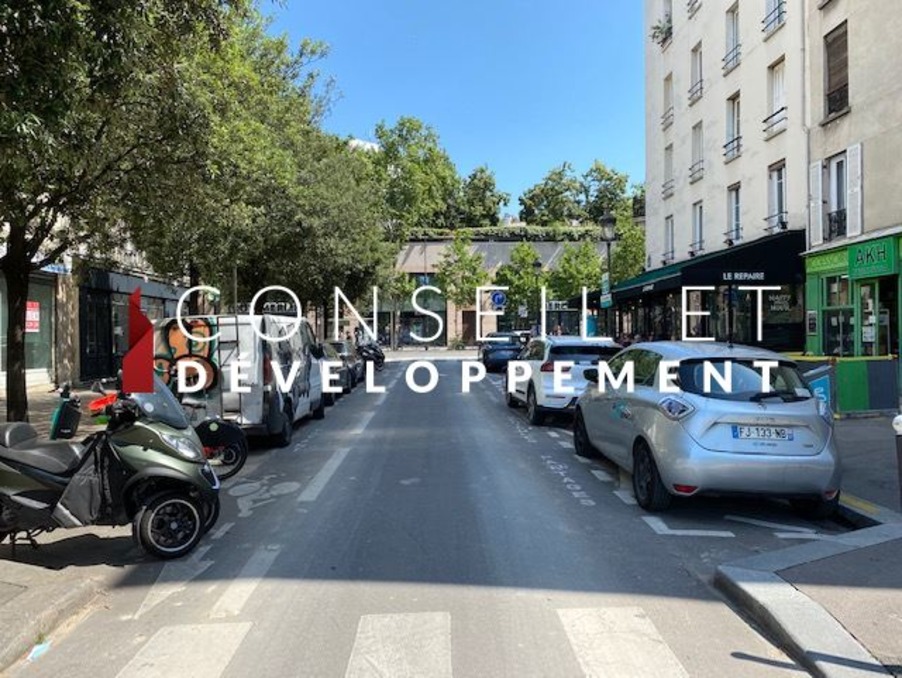 Location Local PARIS 23 400 €