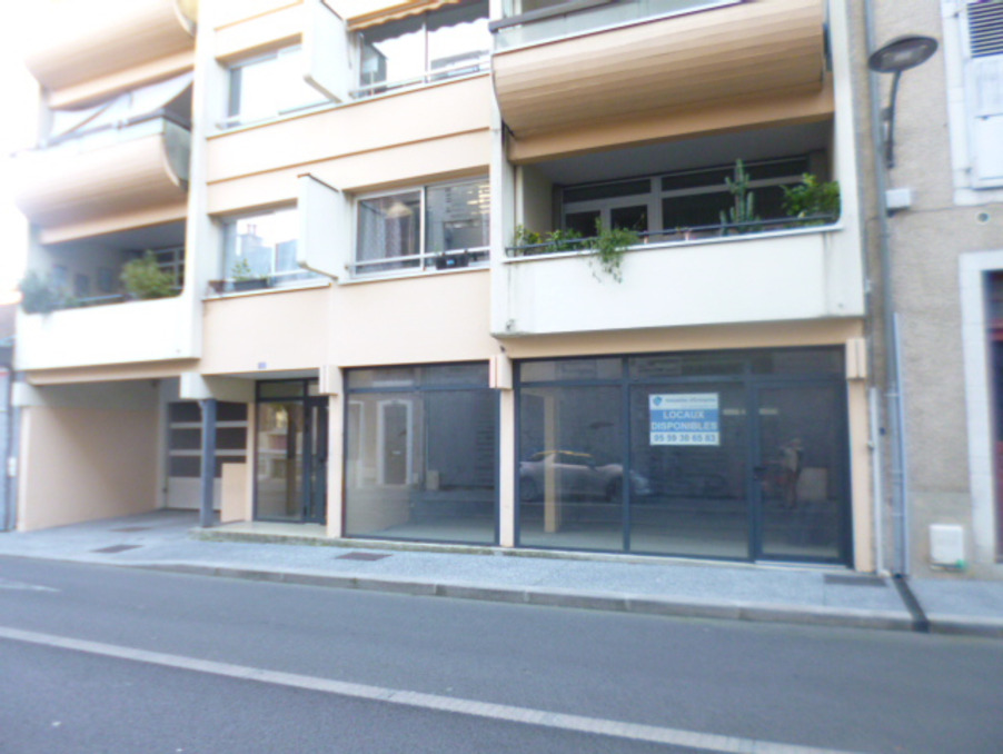 Location Local Pau  600 €