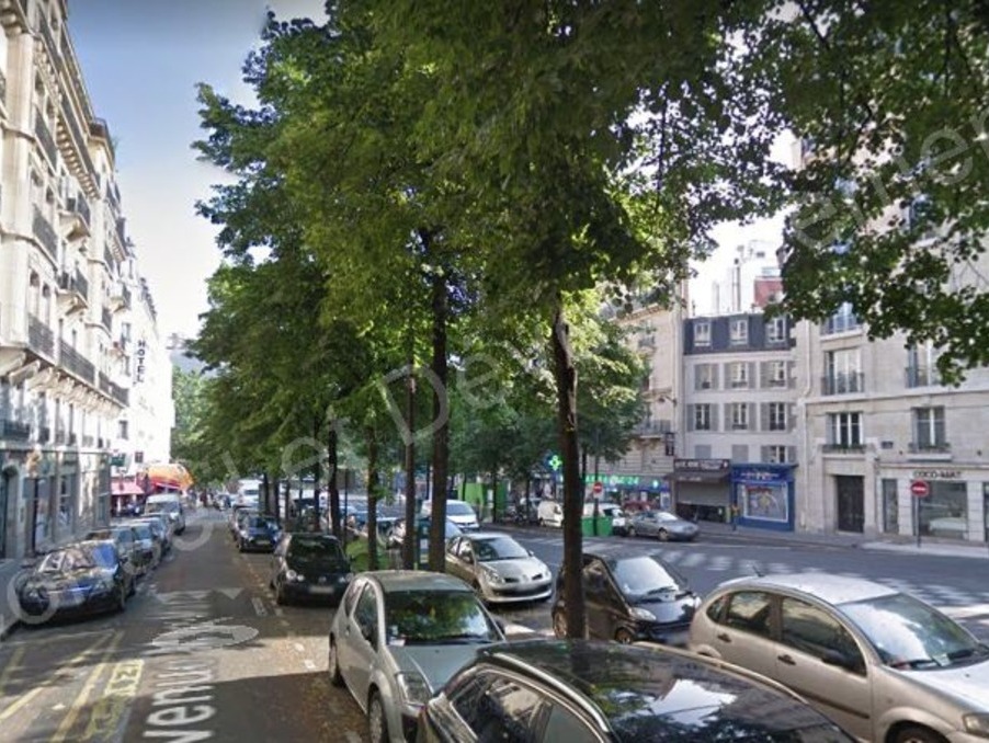 Location Local PARIS 27 600 €