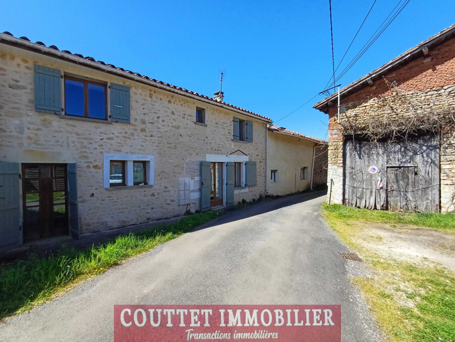 Vente Maison CHASSENEUIL SUR BONNIEURE 90 950 €