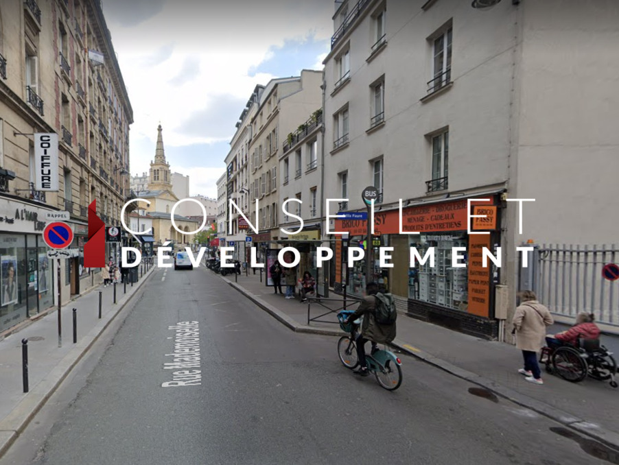 Location Local PARIS 30 000 €