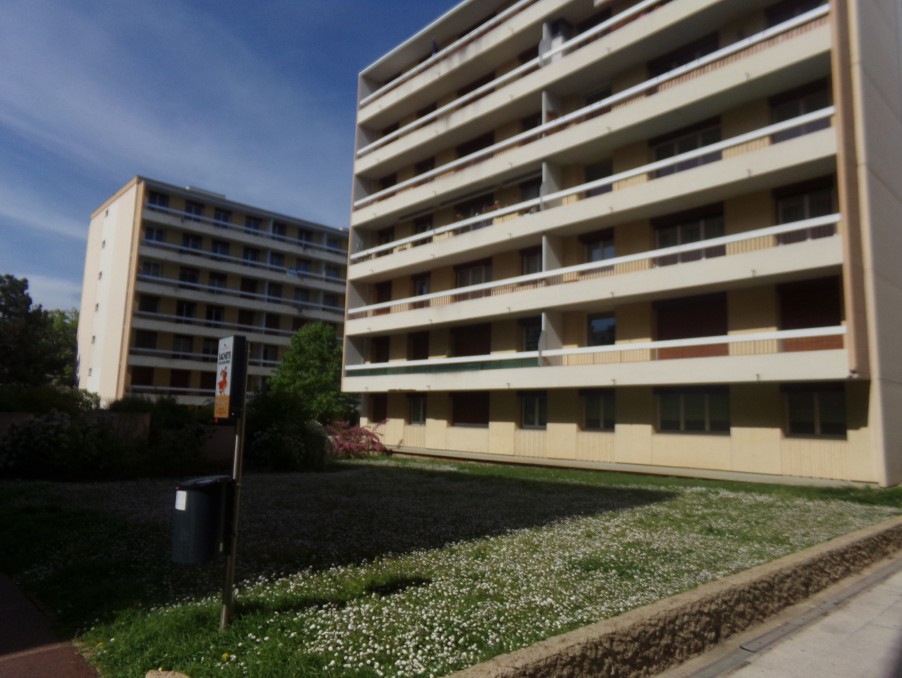 Vente Appartement POISSY  335 000 €