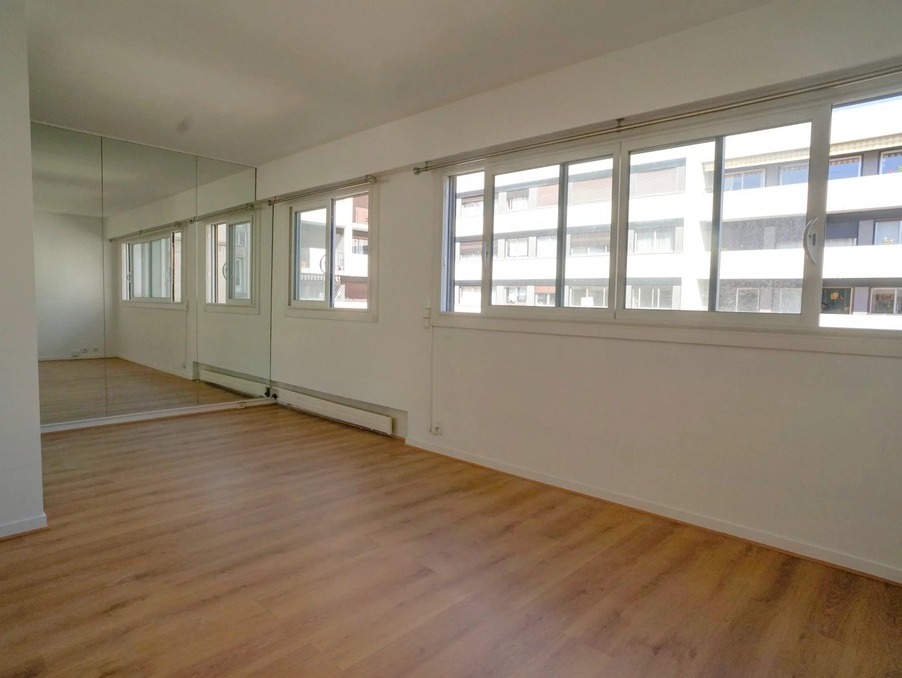 Vente Appartement Paris 18ème  314 000 €