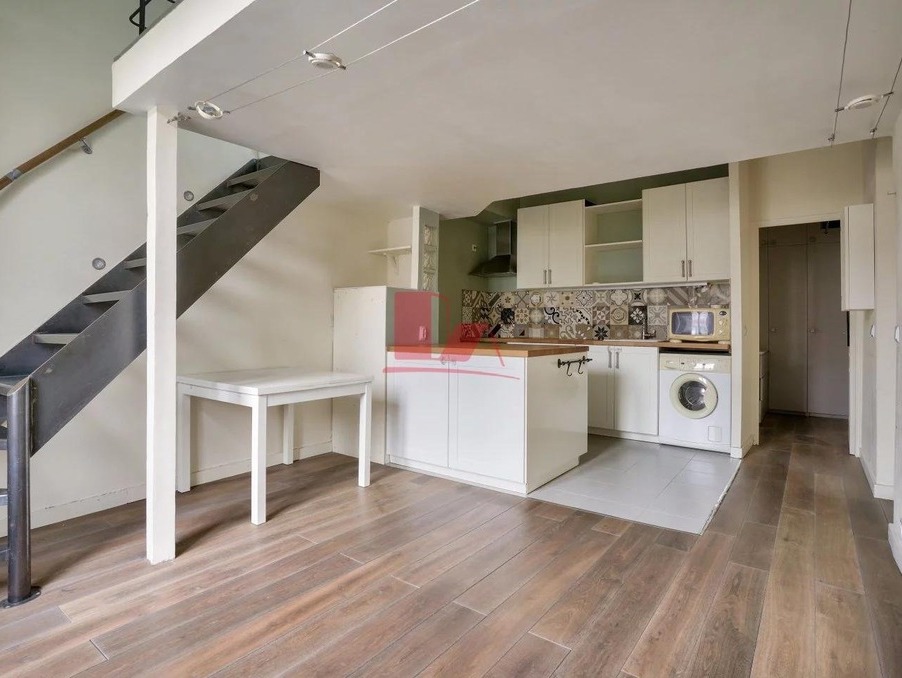 Vente Autre Issy-les-Moulineaux  408 800 €