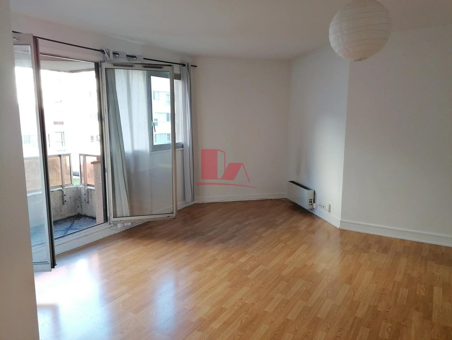 Vente Autre Vanves  635 000 €