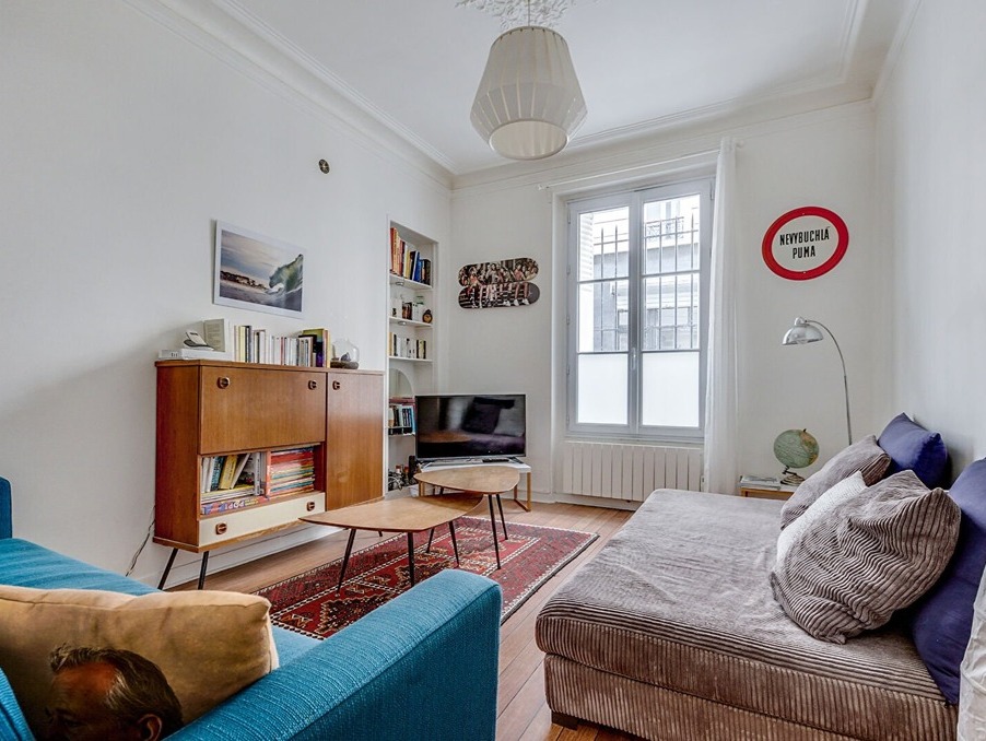 Vente Autre Paris 10ème  335 000 €