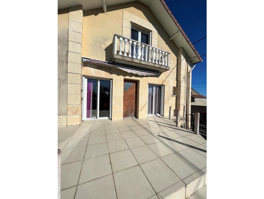 Vente Autre Viels-Maisons  235 000 €
