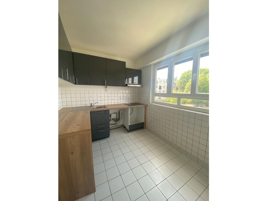 Location Autre Chilly-Mazarin 1 190 €