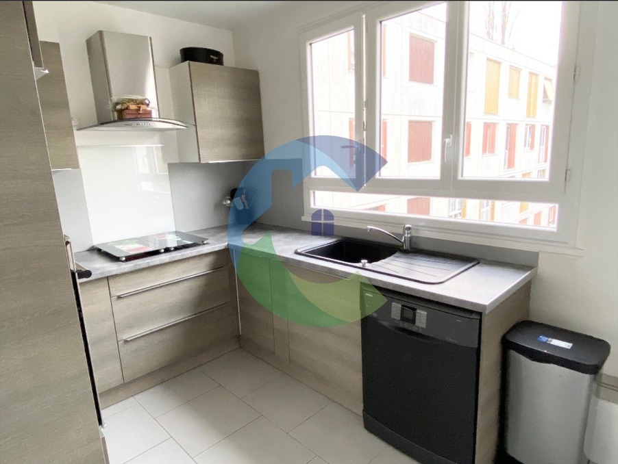 Vente Autre Chilly-Mazarin  219 000 €