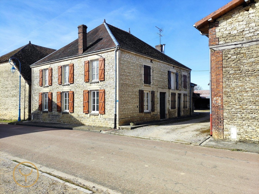 Vente Autre Amance  194 000 €