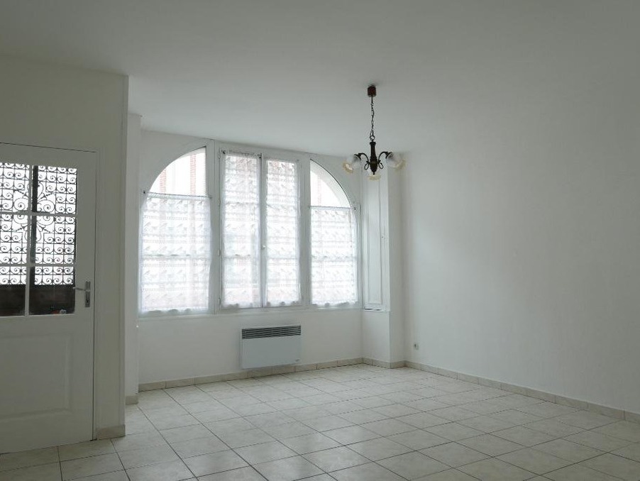 Vente Autre Maintenon  117 700 €