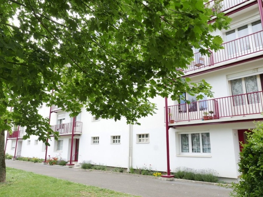Vente Autre Épernon  139 100 €