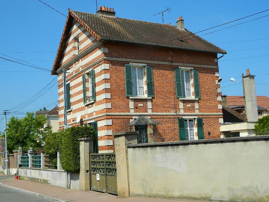 Vente Autre Épernon  280 900 €