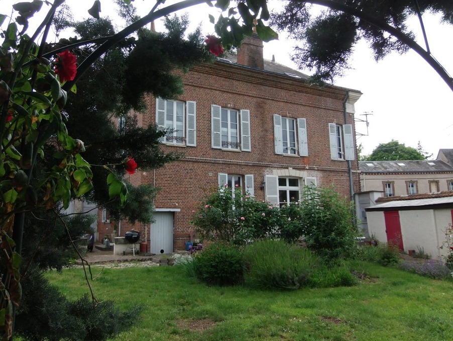 Vente Autre Maintenon  540 800 €