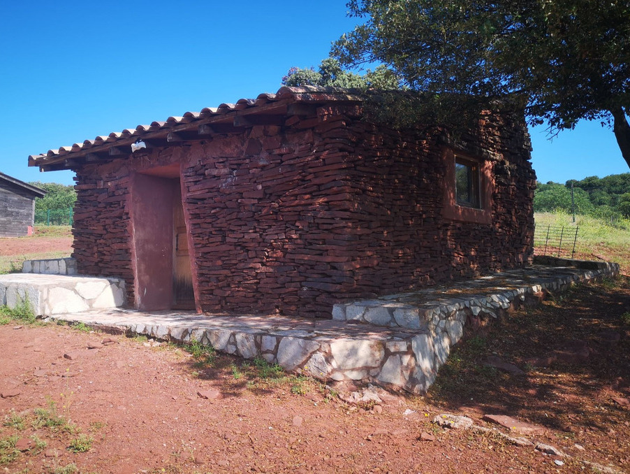 Vente Autre Le Bosc  645 000 €