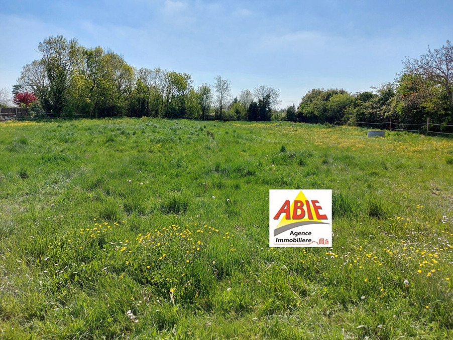 Vente Terrain Benet 41 500 €