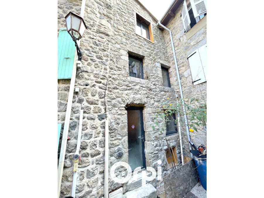 Vends Maison 2 Chambres Le Cheylard 65 M² 67000€