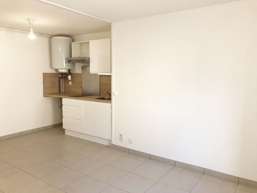 Location Appartement Guilherand granges  395 €