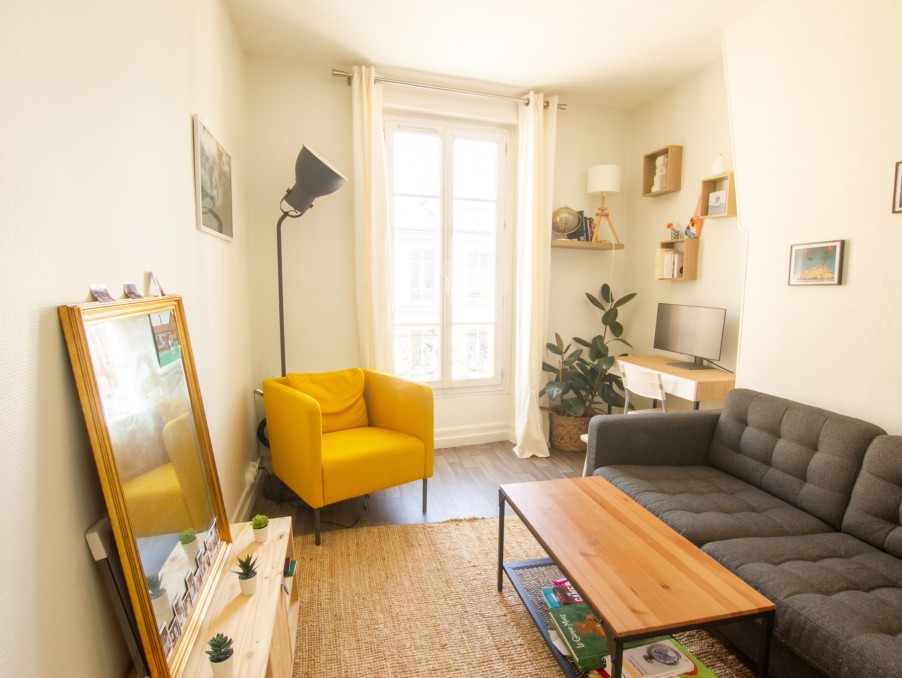 Location Appartement PARIS 18EME ARRONDISSEMENT  995 €
