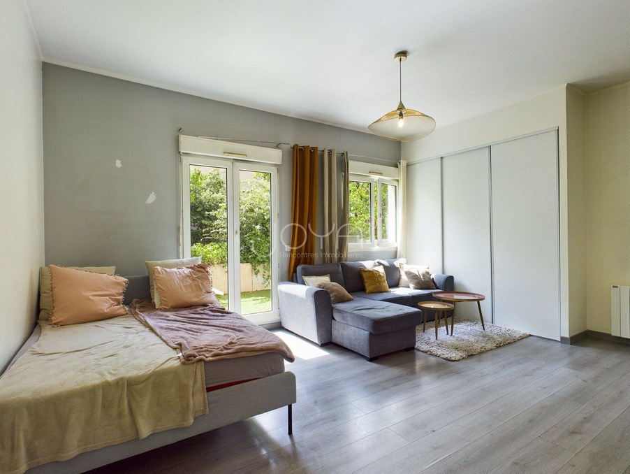 Location Autre Levallois-Perret 1 050 €