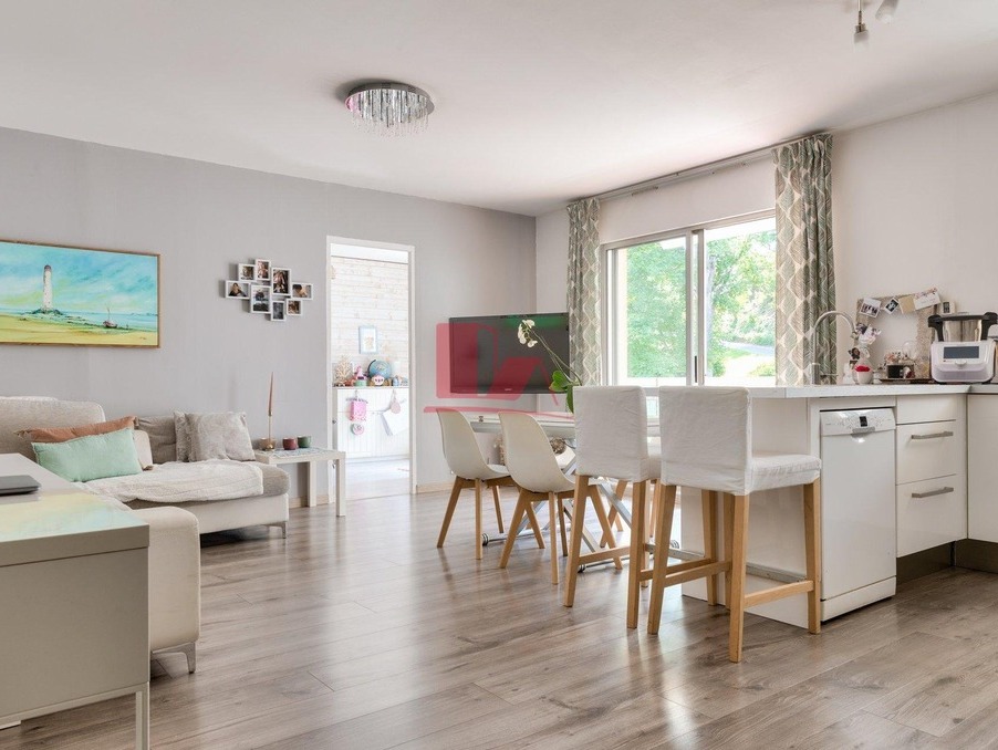 Vente Autre Issy-les-Moulineaux  519 000 €