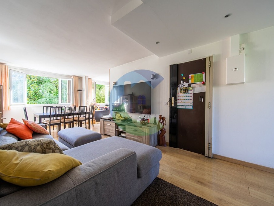 Vente Autre Chilly-Mazarin  257 000 €