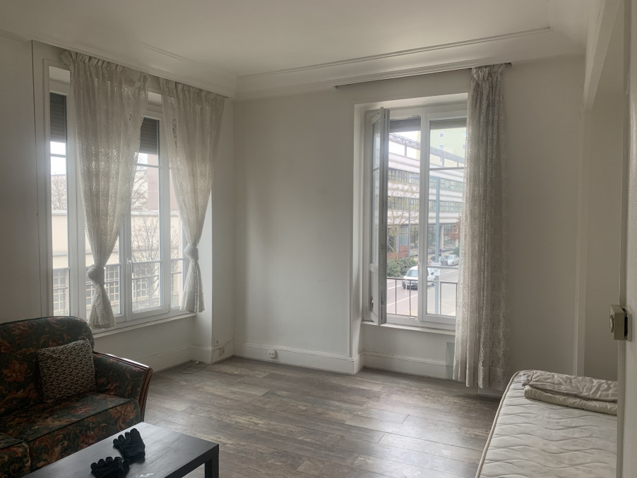 Vente Appartement VILLEURBANNE  254 000 €