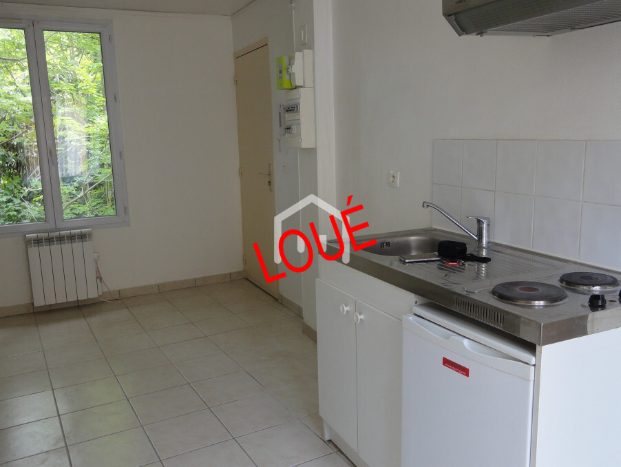 Location Appartement MERIEL  675 €